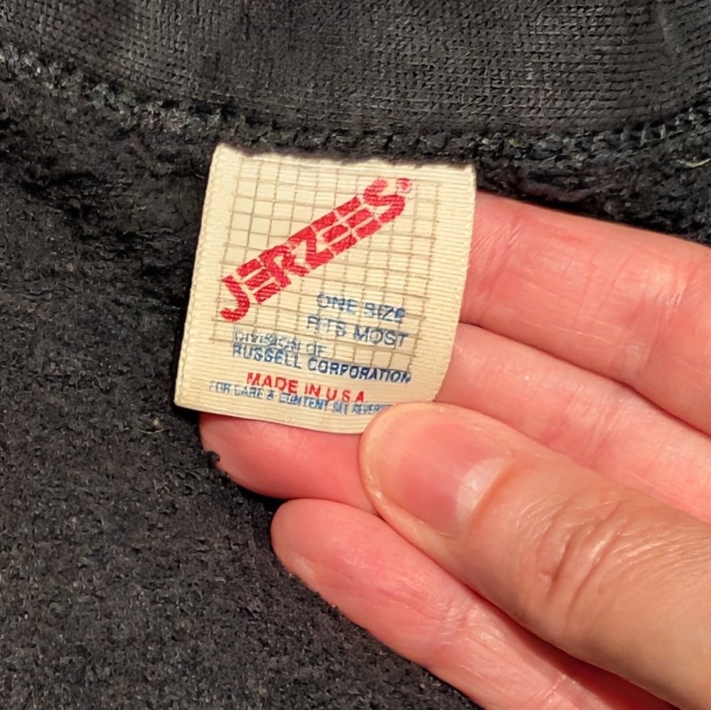 Vintage 80's Jerzees Black Cardigan with Embroidered Details. OS. - Picture 4 of 8